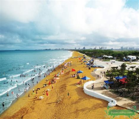 L'incantevole Porta del Sole di Rizhao: un portale verso la serenità e la bellezza costiera!